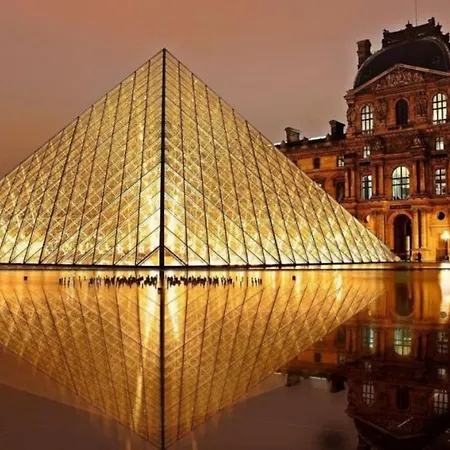 Cosy Next To The Champs-elysees Avenue! Διαμέρισμα *