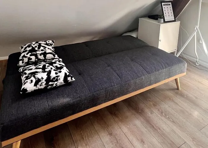 Cosy Next To The Champs-elysees Avenue! 아파트