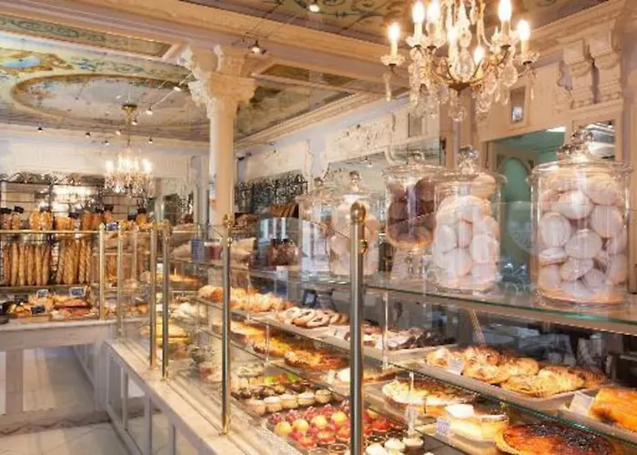 Cosy Next To The Champs-elysees Avenue! 아파트